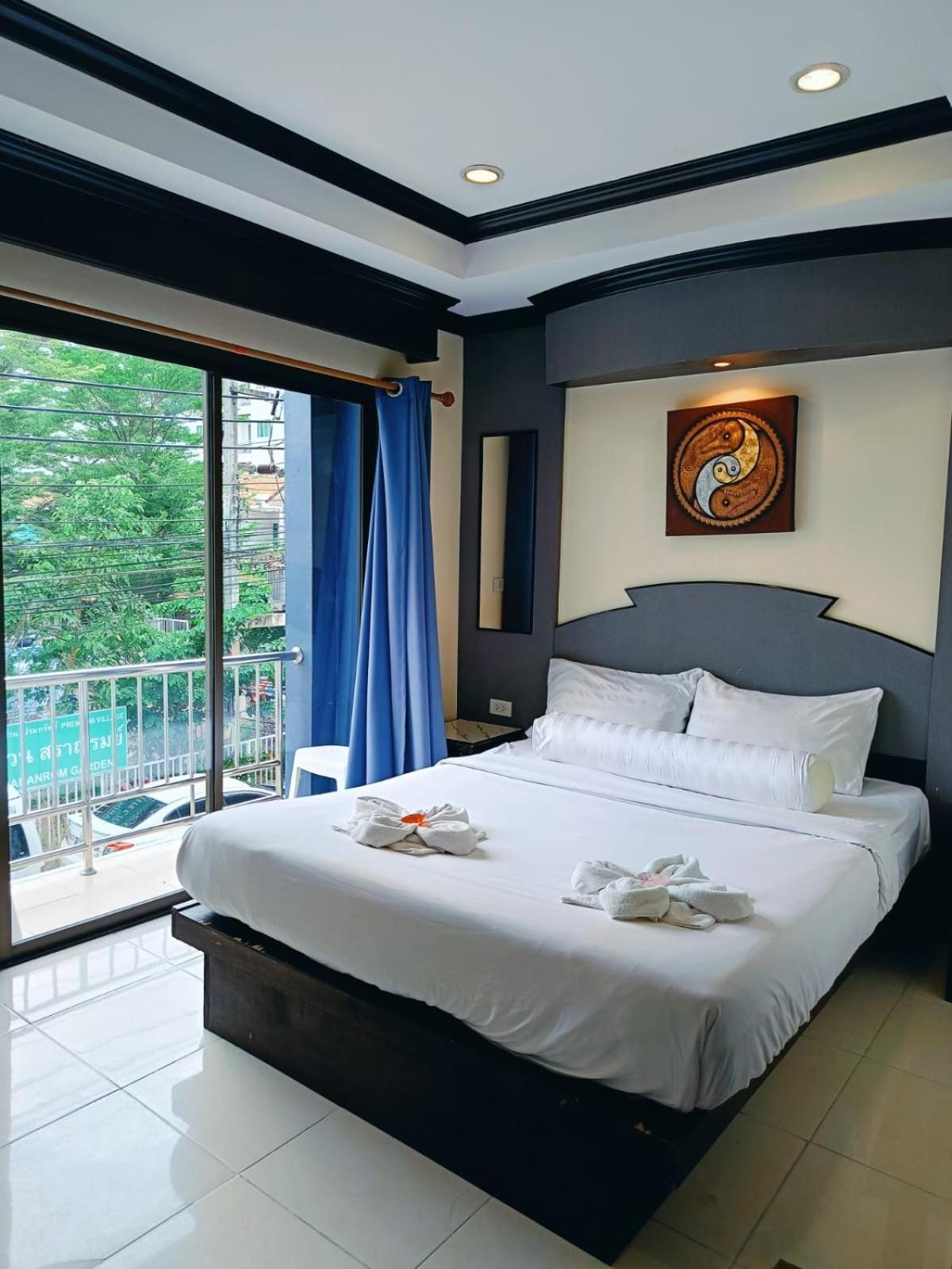 Hill View Lodge Patong ภายนอก รูปภาพ