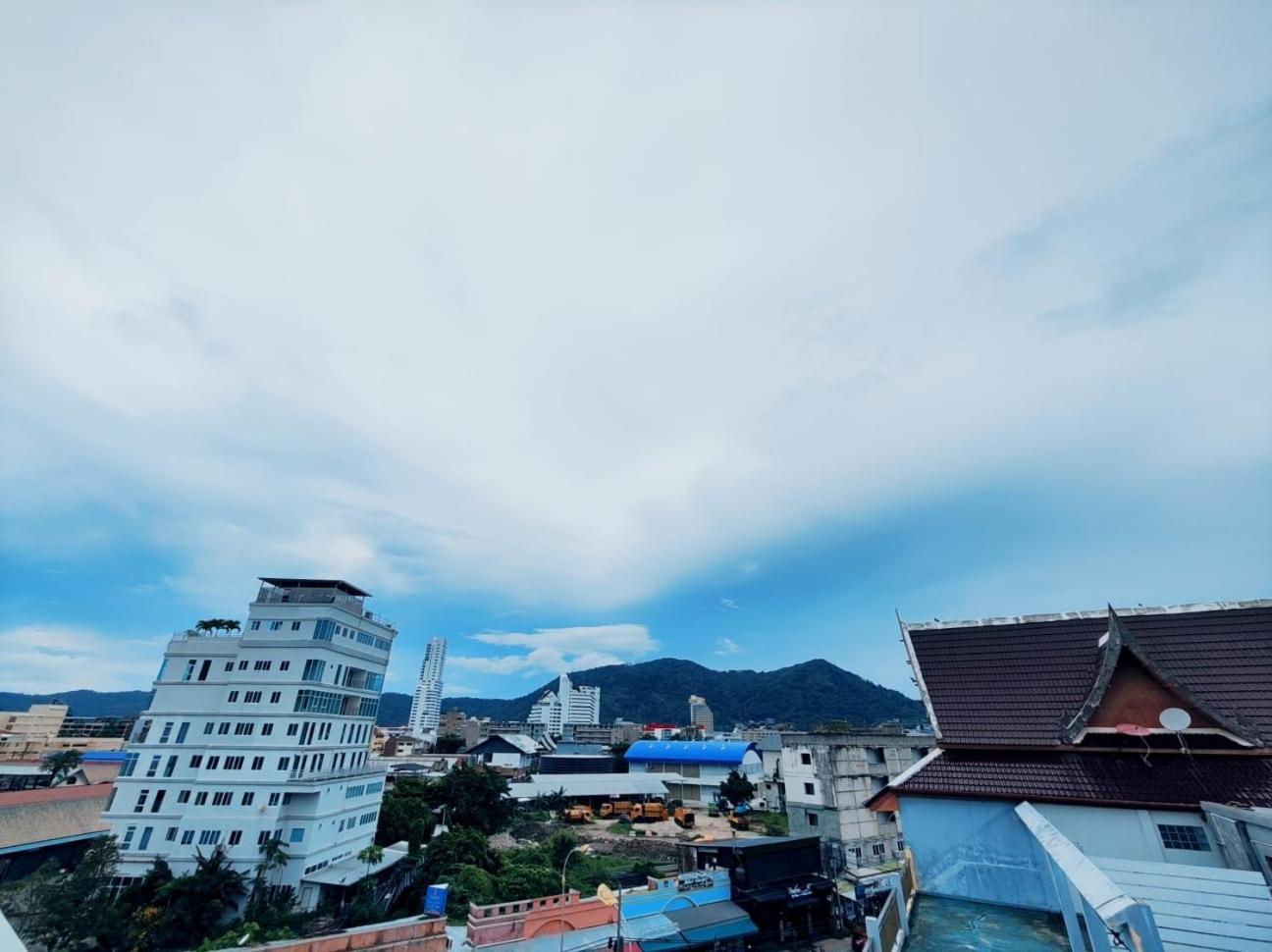 Hill View Lodge Patong ภายนอก รูปภาพ